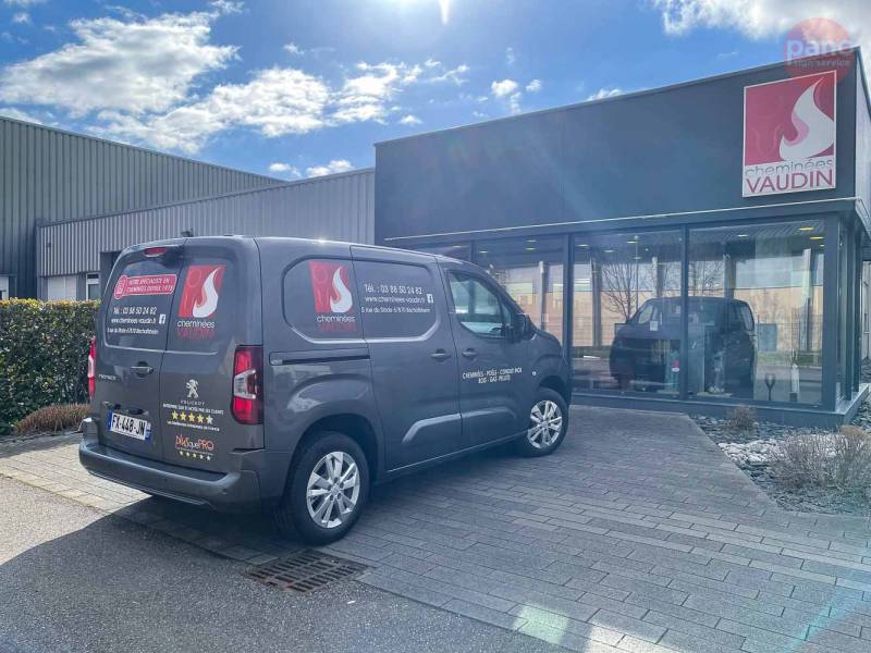 Vinyle adhésif pour voiture