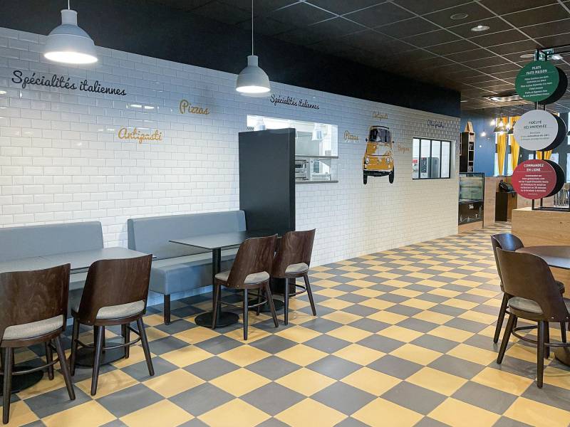 Stickers murals 3D avec nuage de mots pour décorer les murs à strasbourg